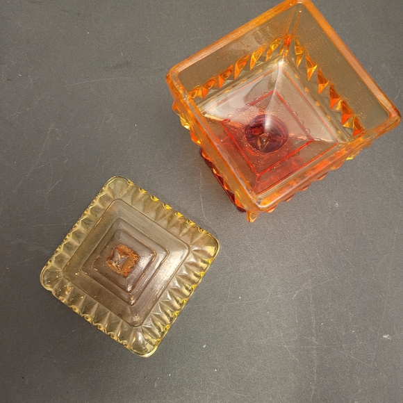 Vintage orange glass candy dish - Picture 5 of 8